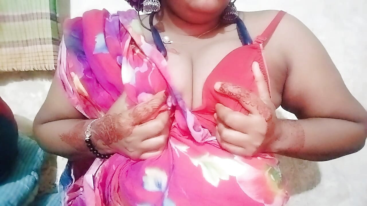 bangladeshi hot gril fingering her pussy creempy.