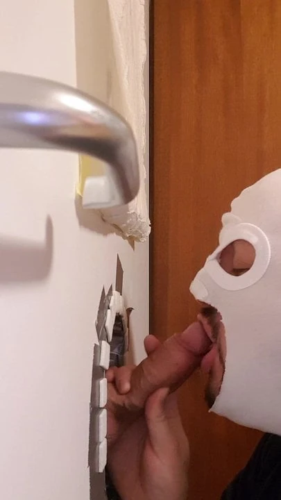 Gloryhole действия 14