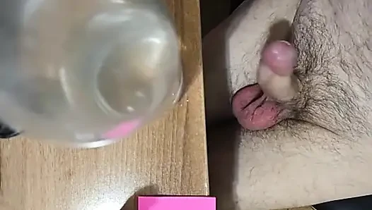Yukarıdan masaya kadar güzel ve güzel boşalma