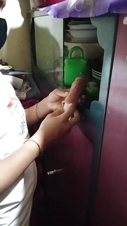 probaashi bhaiyr bow bhabhi ke cude Dilam