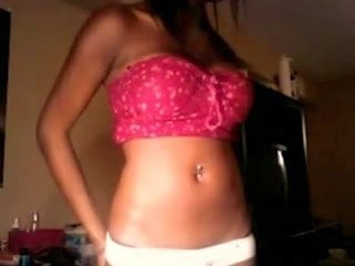 Sweet Ebony Babe on Cam