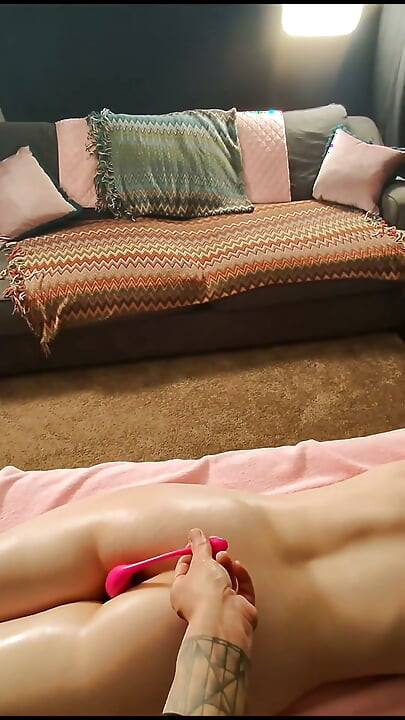 Sahnige unordentliche muschi-massage Ft.petite dicker hintern Raee ripley