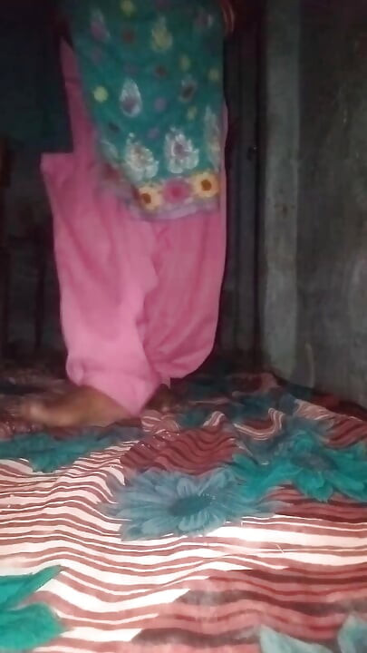 Rat me reena bhabhi ki tabad tod chudai