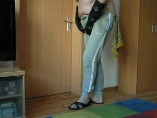 meine neue Jogginghose einpissen I