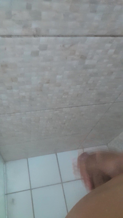 Showing my dick in the shower