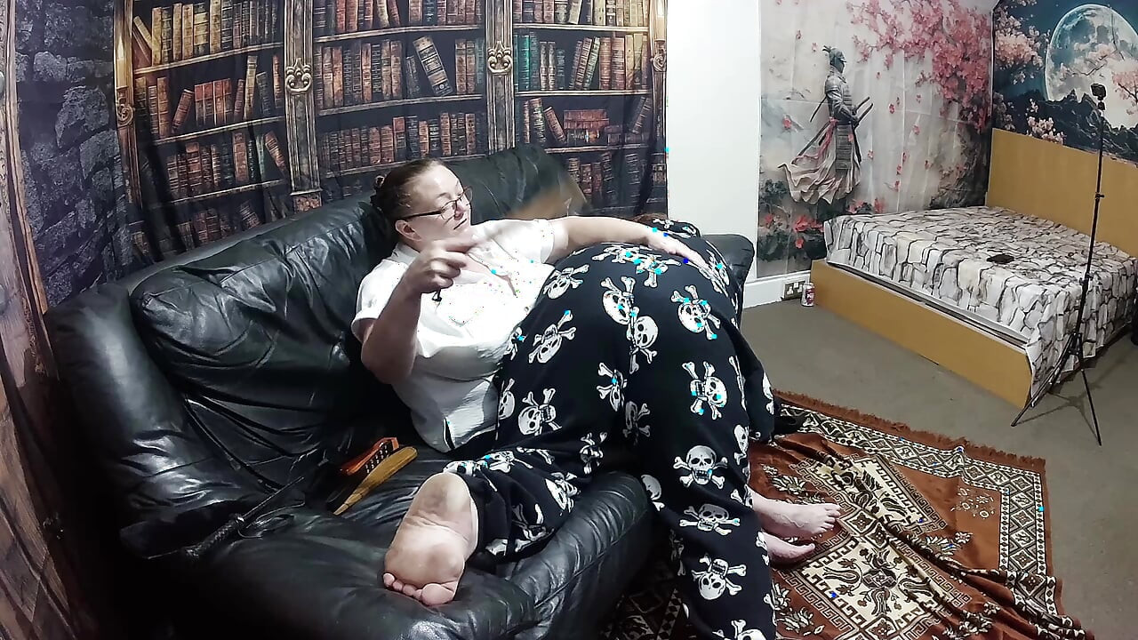 Part1 :- Domina Satana and Josephine feet worship