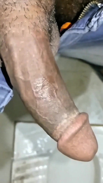 I masturbated  and cum out in the bathroom. I masturbate a lot of cum out. Boys Masturbation in the Bathroom.