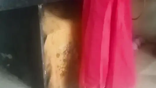 Ghar ki party main madarchod pati ka dost aya aur chod gaya mujhe