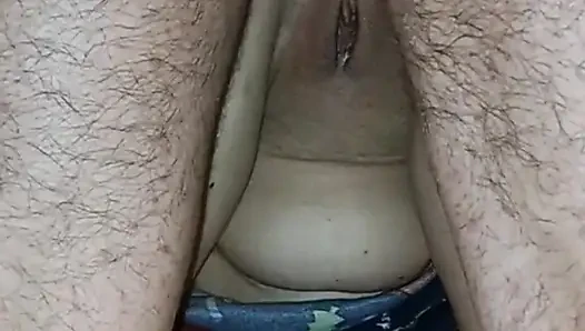 Amatör Anal Çift Penetrasyonu Sever Ve Alır