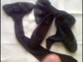cumming on cousins flats and stockings