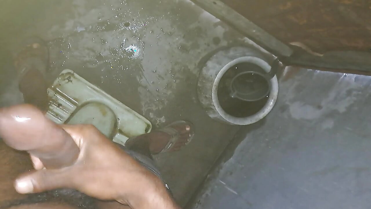 Desi young man materbation two time in bathroom