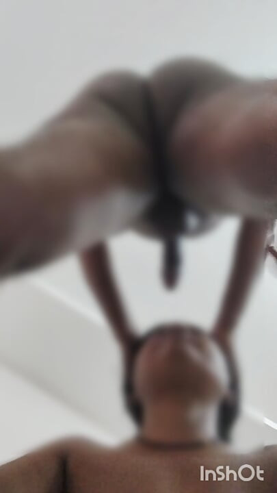 My girlfriend sucked my dick while standing