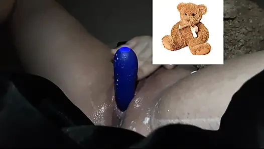 MY KINKY ARAB GIRL MASTUBATES WITH VIBRATOR & MY CUM ALL OVER HER CURVY BODY-  AMATEUR ARABIAN SNOWWHITE