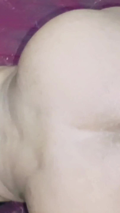 I fucked my sister-in-law who was wearing a black bra doggy style and released all my cum inside her pussy. | Clip 1