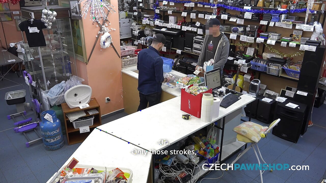 The MILF with the skis (CzechPawnShop)