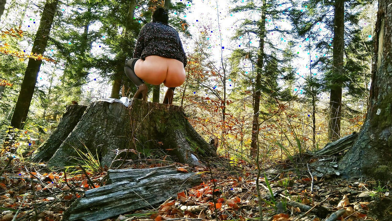 My Stepmom in the Middle of the Woods