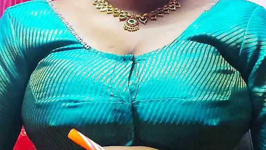 Schönes puja-baby verführt ihren ehemann