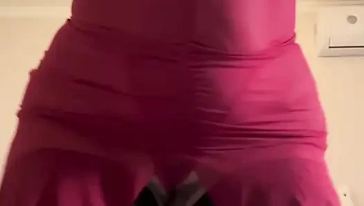 Sexy outfits anziehen, muschi-ficken, milfs mit dickem arsch