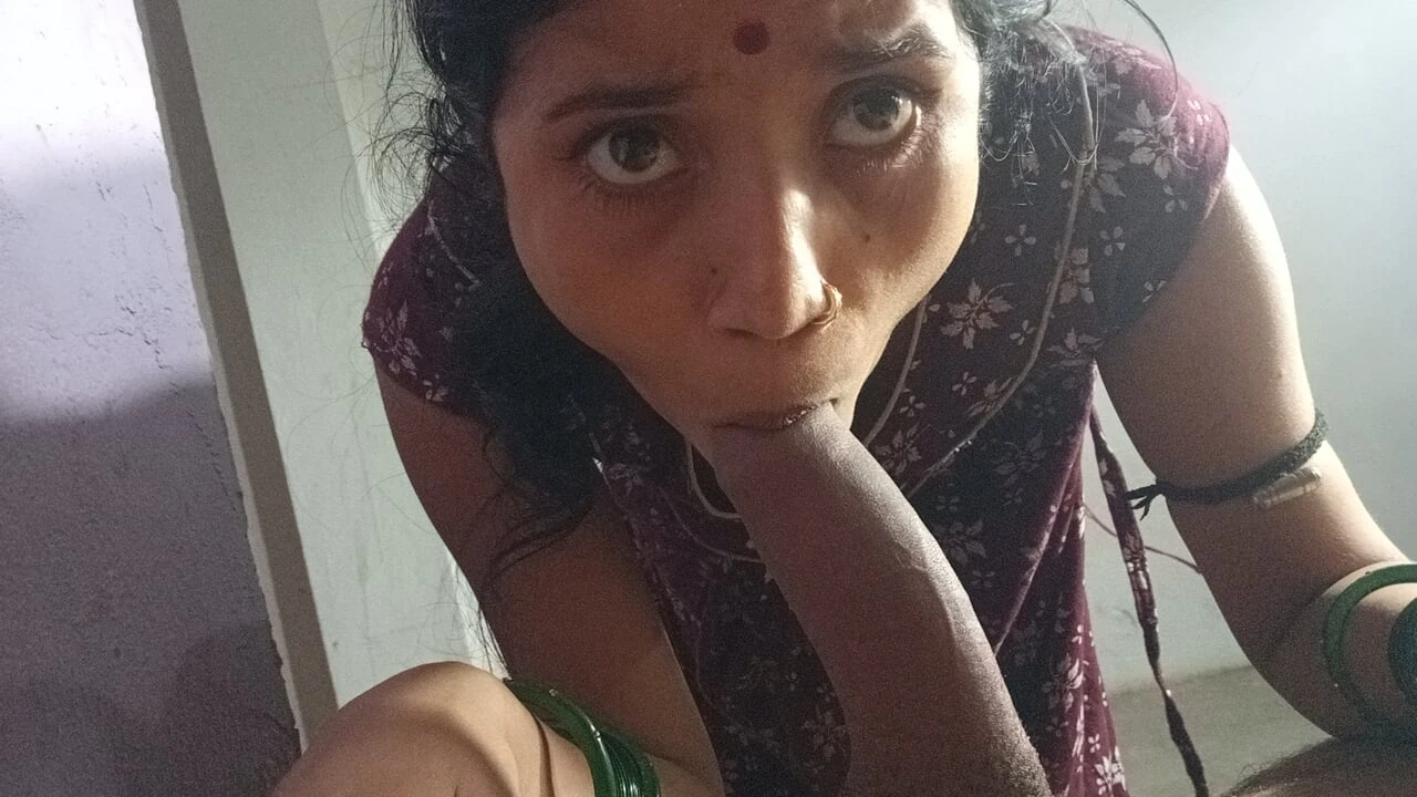 Rinki Bhabhi sucked her own dick and then inserted her dick in her pussy, Hindi story of great fucking