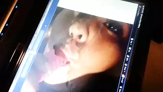 Benim cumslut bri alma ona yüz kapalı tekrar