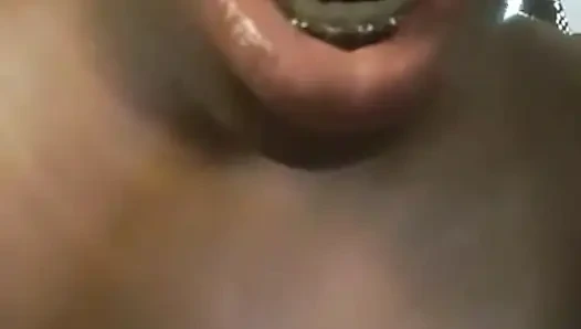 Nach dem fußball verspürte die sehr heiße BBW-frau viel vergnügen