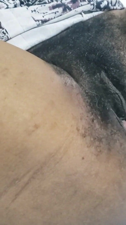Spreads big pussy lips during a seductive late night fantasy filled with teasing desire | Clip 1