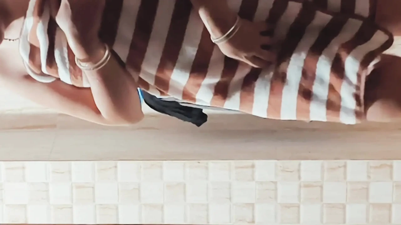 LATIKA đụ lõi to cứng