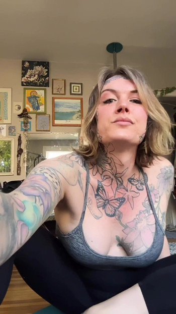 Uzbudljiv trenutak iz "Ts Diana Deelight Beauty Compilation.. samo snimke mene kako lijepo izgledam."