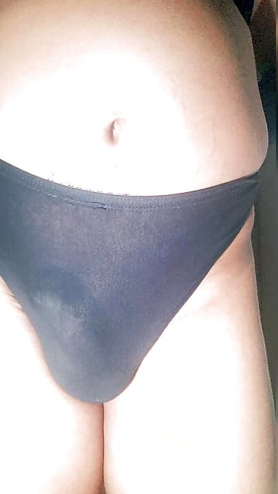Seksowna Desi Ladyboy gra sama