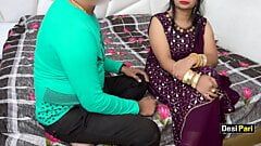 Desi pari geneukt door Jija op Didi's verjaardag met duidelijke hindi -audio