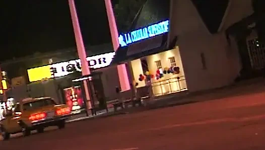 Versaute Taxifahrt: Heiße Girls im Cab