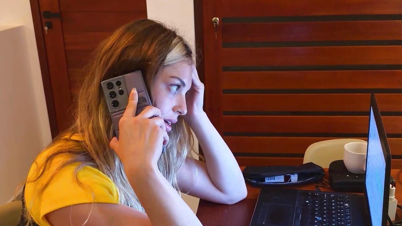 I Fucked the Stranger Who Walked Into My House