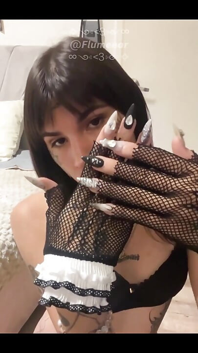 ホットニューハーフしゃぶりディルド