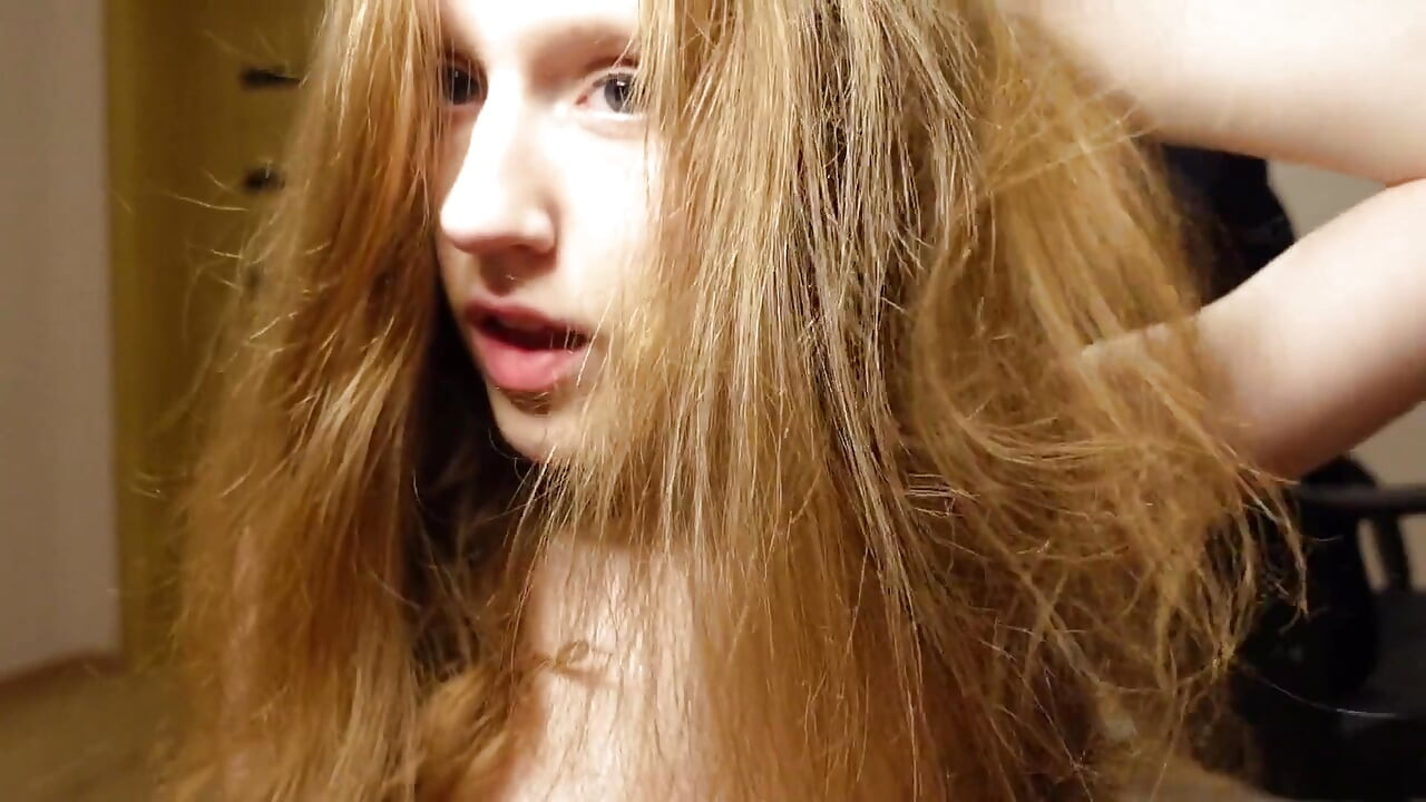 I Brush My Natural Red Hair