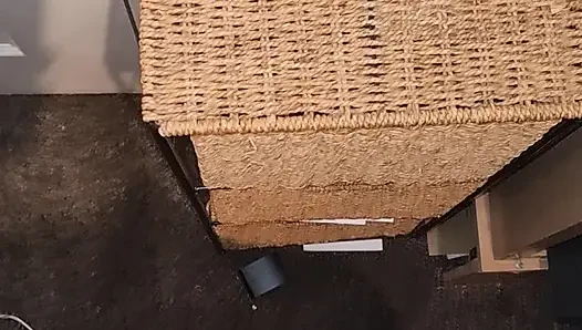 Büyük zenci yarağı genç kızın tüm duvarlarına boşalması