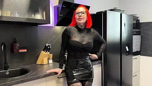She doesn't let him go! That's why he fucks StiefMUTTI in the ass.