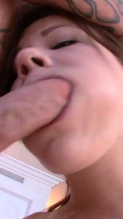 Jaw-dropping moment from "junges brunettes teen hat mega orgasmus mit aelterem schwanz"
