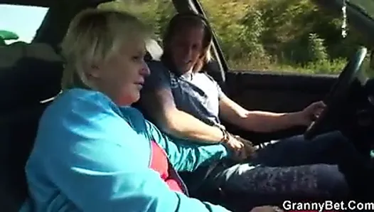 Old bitch gives head in the car then doggystyled