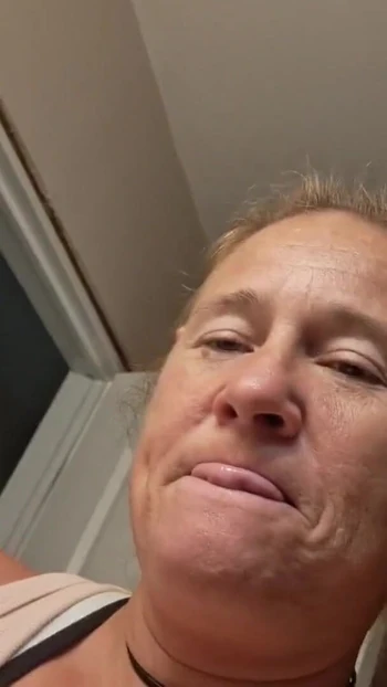 Powerful moment from "HOMEMADE TOOTHPASTE EXPERIMENT"