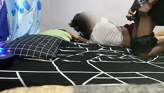 Güzel bir kız öğrenciyi odasında siktim