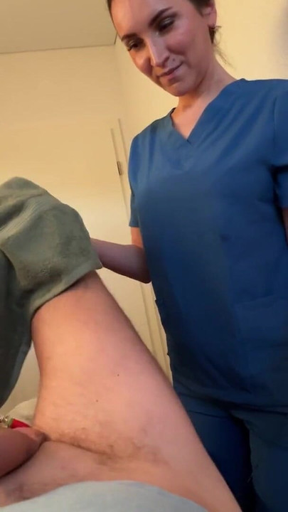 マッサージが予期せず一線を越えたとき |クリップ2