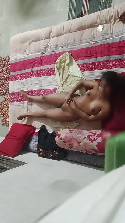 18 Year old Indian girl .Desi girl.Indian Desi Full Hindi hd vedio