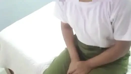 18-year-old girl passing her first casting part 1
