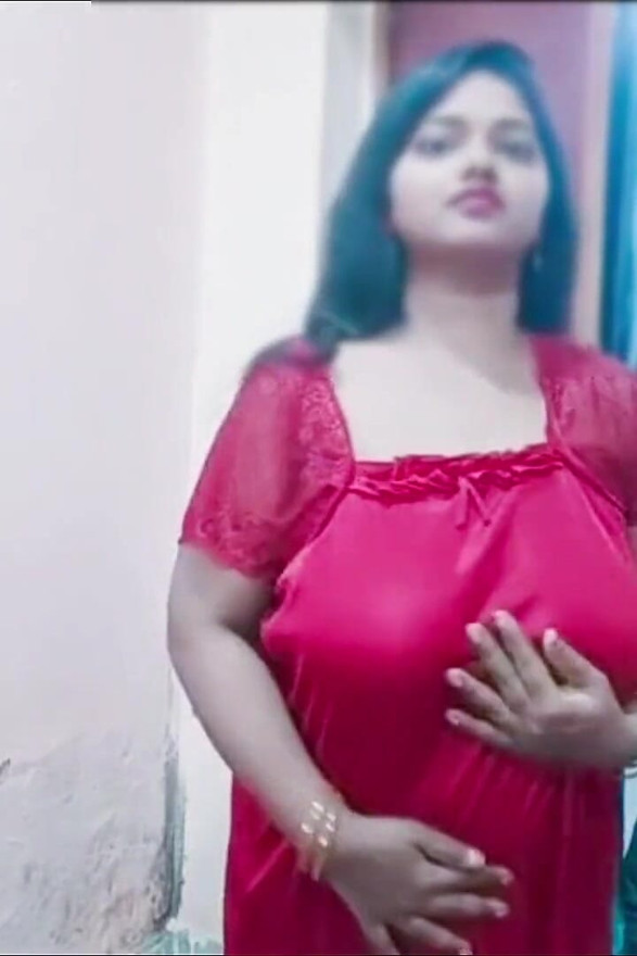 I Gave a Hot Punishment to the Delivery Guy Who Peeked on Me - Tamil Erotic Video with Loud Moaning