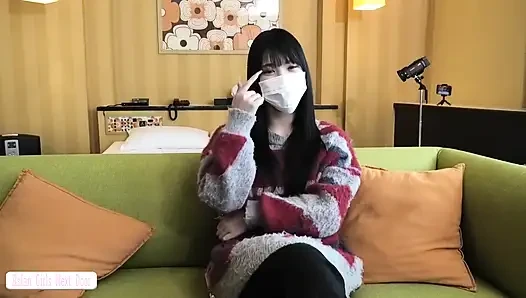 dari belakang, cewek cantik ini gaya apparel habis-habisan sampai muncrat berujung dengan seks yang tak terlupakan