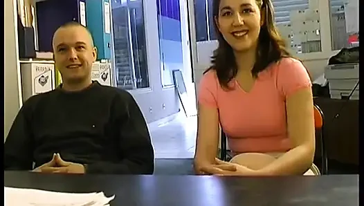 Teddy ve Stephanie ateşli bir oyuncu seçmelerinde.