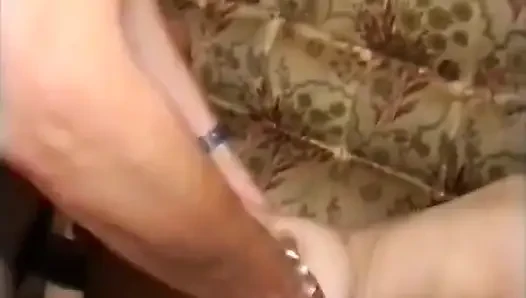 Fanny çok ateşli kadın tanımadığı bir adam tarafından sikiliyor.