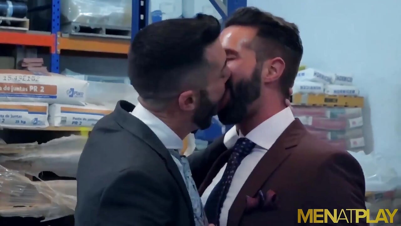 Menatplay suited Dani Robles and Hugo Castellano anal fuck