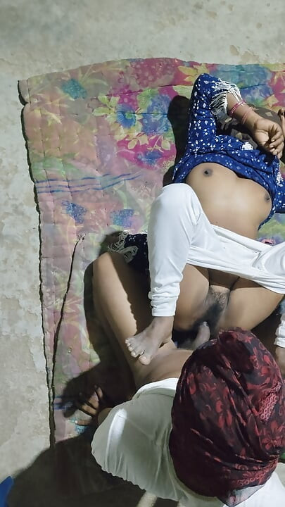 20 year old hot girl comes to as soon as she wants to