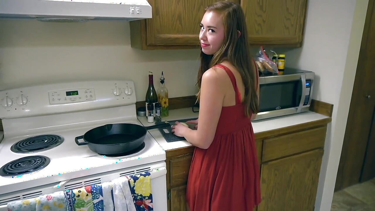 Naughty GF convinced to cheat